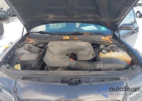 2017 Chrysler 300 300S Awd z USA, uszkodzony, nr VIN 2C3CCAGGXHH527102